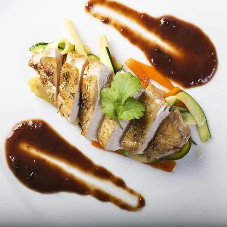 Przystan Hotel&restaurants オルシュティン