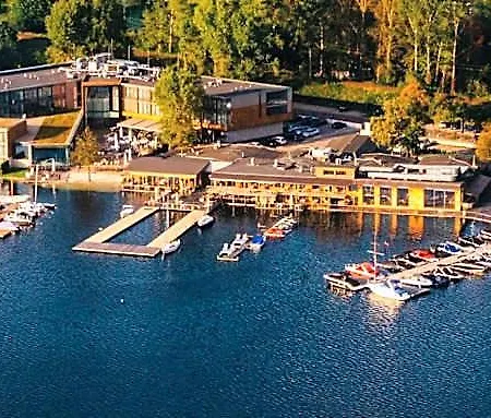 Przystan Hotel&restaurants Отель