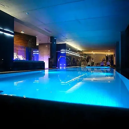 Przystan Hotel&restaurants Отель Ольштын