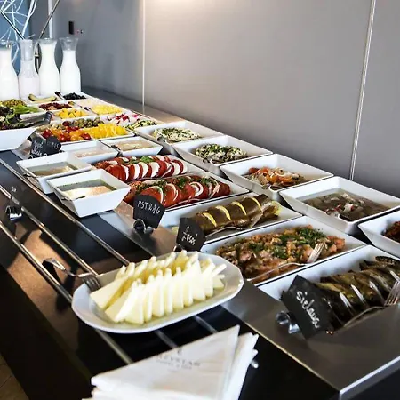 ホテル Przystan Hotel&restaurants オルシュティン